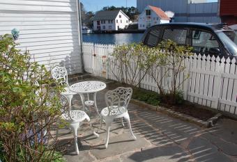 Kirkebygger Jakobsens has Balcony rooms