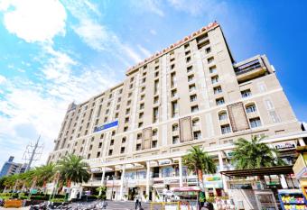 FabHotel Sapphire 83 allows 18 year olds to book a room