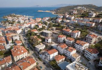 Dat  a G  l Apart has Balcony rooms