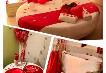 La Baia Di Ulisse allows 18 year olds to book a room