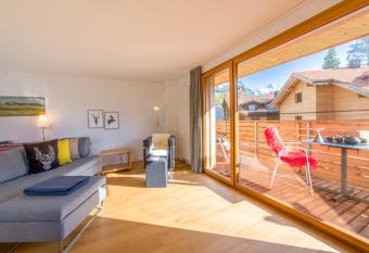 Chalet Monchsbuffel has Balcony rooms