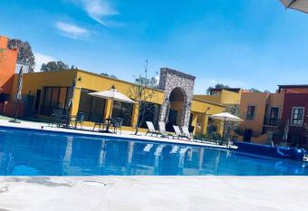 Lindo Depa en San Miguel de Allende con Piscina has Balcony rooms