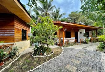 Ana s Bungalow has Balcony rooms