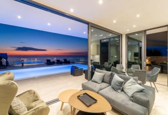 Zenvillas has Balcony rooms