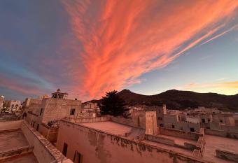 Al centro del centro - Favignana allows 18 year olds to book a room