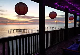 Bay Front Home with Spectacular Sunrise Views has Balcony rooms