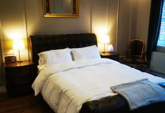 Ballycarnan Lodge Self Catering Accomodation has Balcony rooms