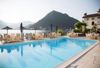 Hotel Rivalago allows 18 year olds to book a room