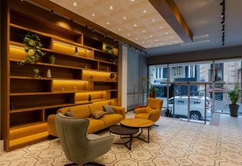 Hotel Monarch has Balcony rooms