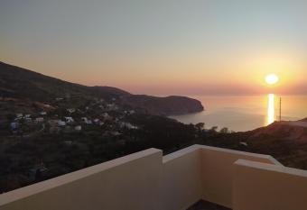                    2 Seaview Apartment has Balcony rooms