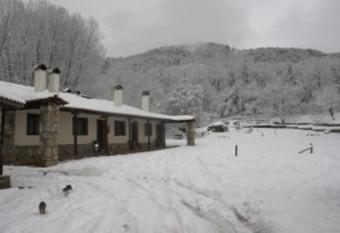 Villa Rosa has Smoking/Balcony rooms