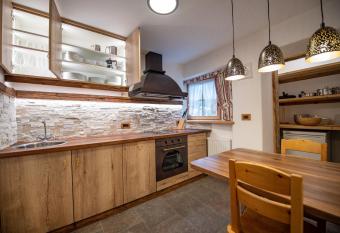 Apartments Berna has Balcony rooms