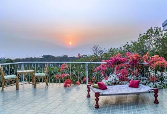SaffronStays Sunglade, Kashid - ocean-view villa near Kashid Beach has Balcony rooms