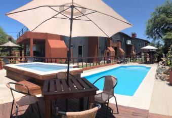 Caba  a El Mirador has Balcony rooms