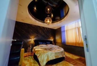 ELENA LUX 2 has Balcony rooms