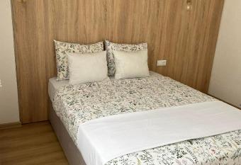 Apartmani Art has Balcony rooms