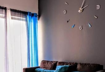 Crystoural Apartment Liguanea Sovereign Apt - 2 Bedrooms, 3 Beds, Host 4 Guest- Kingston! allows 18 year olds to book a room