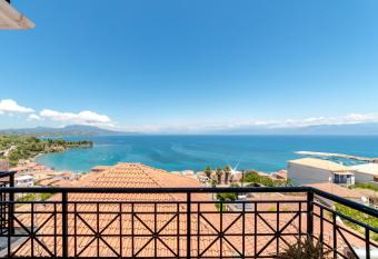 Horizon House has Balcony rooms