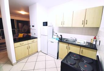 OCEAN WHISPER II - Umdloti has Balcony rooms