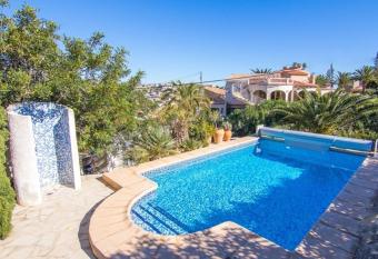 2 bedrooms villa with sea view private pool and enclosed garden at Calpe has Balcony rooms