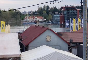 Apartament AGA13 has Balcony rooms