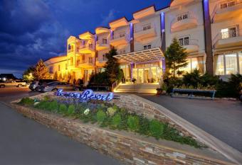 Ioannou Resort allows 18 year olds to book a room