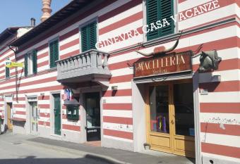 Ginevra Casa Vacanze has Balcony rooms