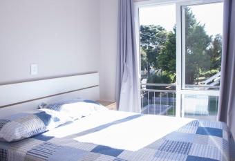 Residencial V   Nilda I has Balcony rooms