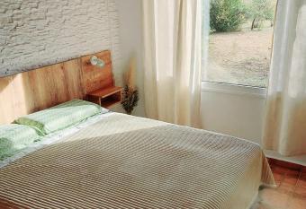 Complejo Victoria has Balcony rooms