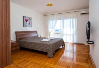 Royal Villas has Balcony rooms