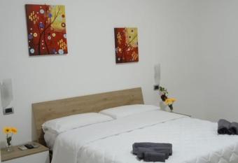 CHIARANTO has Balcony rooms