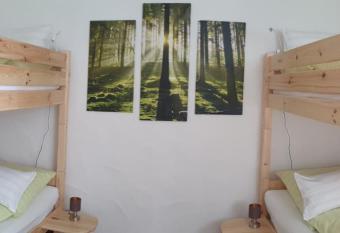 Wanderstube Landsonne has Balcony rooms