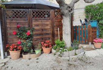 Ciotat La Plage allows 18 year olds to book a room