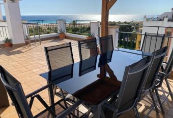   tico Duplex con vistas al mar has Balcony rooms