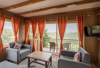 Morning Ridge, Studio overlooking the hills w wifi by Roamhome has Balcony rooms