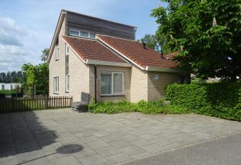 Kustverhuur, Park Scheldeveste, Schelde 222 allows 18 year olds to book a room