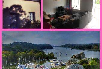 Au pt   it bonheur, G  te culturel    la Roche Bernard has Balcony rooms