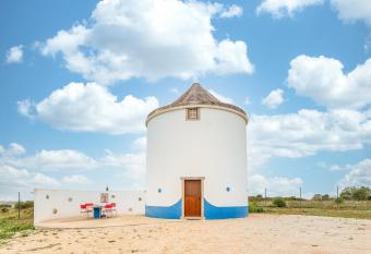 GuestReady - Lampas Wind Mill has Balcony rooms