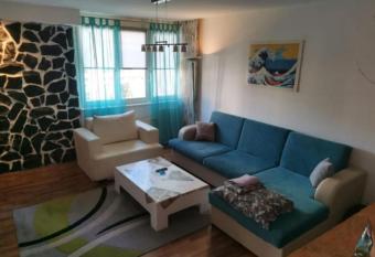 Apartman A & N Sarajevo has rooms with a private hot tub