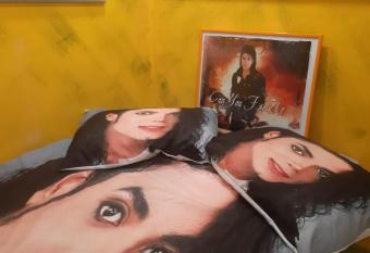 Airport Jackson Loft allows 18 year olds to book a room