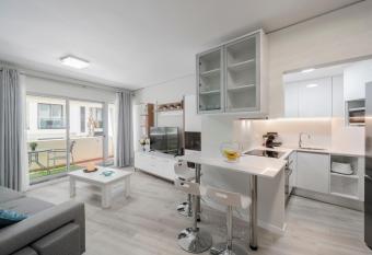 Varandas do Lido I by An Island Apart allows 18 year olds to book a room