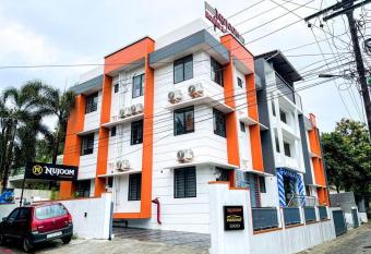 HOTEL NUJOOM has Balcony rooms