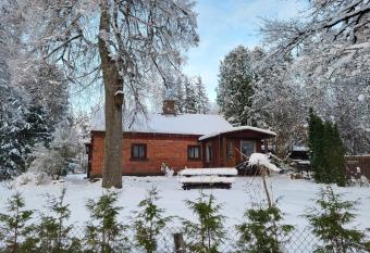 LejasV  gneris allows 18 year olds to book a room