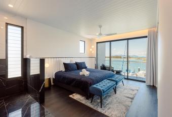 NEW! Dacha on Maggie No#2, Unrivaled Island Luxury has Balcony rooms