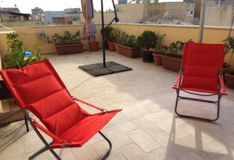 One bedroom appartement at Mazara del Vallo 800 m away from the beach with city view furnished terrace and wifi has Balcony rooms