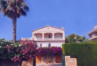 Apartamento Aigua Blava has Balcony rooms