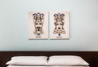 Corte dei Mori allows 18 year olds to book a room