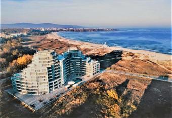                                          - Studio Allure Primorsko has Balcony rooms