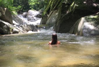 Reserva Natural La Esperanza has Balcony rooms