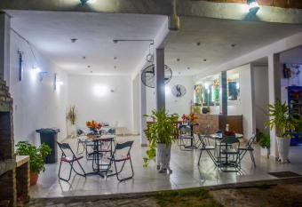 La vida es bella has Balcony rooms